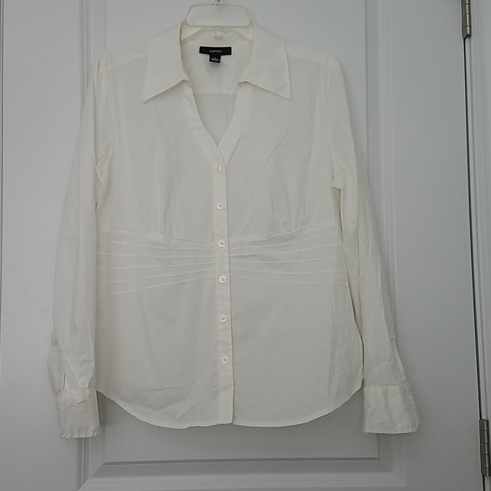 Women's Alfani Button Up Blouse size 14